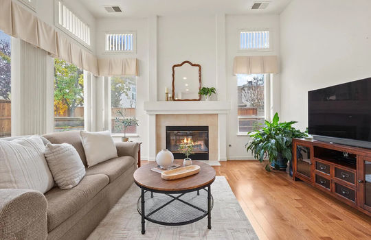 020_4a9a1d5112985c692c08ba4c599dcb83-uncropped_scaled_within_1536_1152