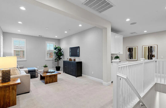 026_3956fa678fd12b8fc1460d290ea0f91b-uncropped_scaled_within_1536_1152