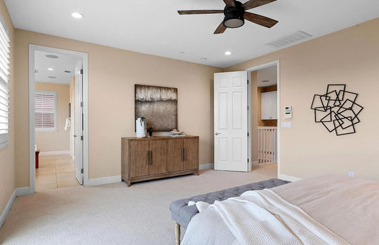 030_eca978fe0c5bb177fc8516e5deabef7d-uncropped_scaled_within_1536_1152