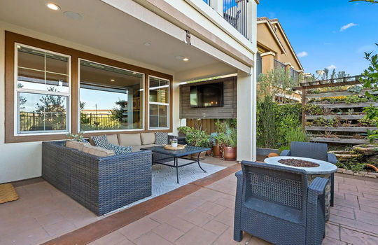 041_bda7d25061207ff285e5983439706a65-uncropped_scaled_within_1536_1152