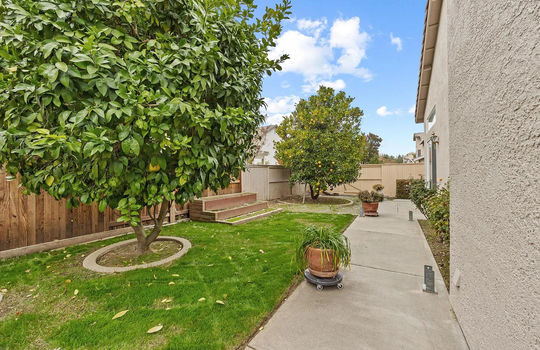 044_8387c3fef7e1ba558102b6bf4fbc2570-uncropped_scaled_within_1536_1152