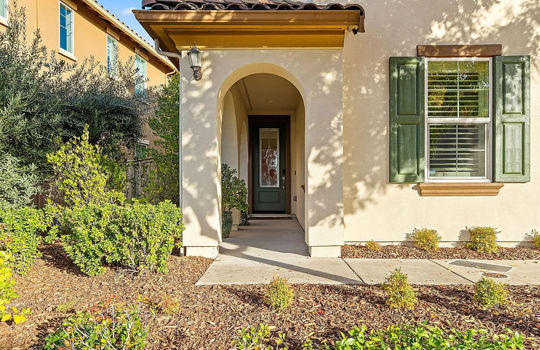 057_d1b9248b2743482f7d839383e3995032-uncropped_scaled_within_1536_1152