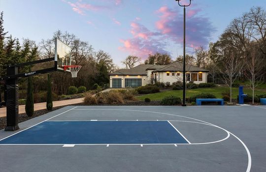 006_f68824a79844c7a8f9b7e941f4a4f3e8-uncropped_scaled_within_1536_1152_compressed