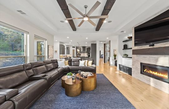 016_78d494995ef0123293bf5e60ed2eeb94-uncropped_scaled_within_1536_1152_compressed