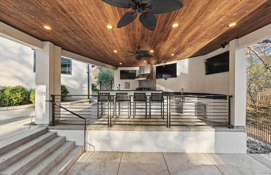 043_f2a6e3688ac3cd3856eb1b554ba99b88-uncropped_scaled_within_1536_1152_compressed