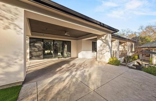 056_f978b8a6ca936e1c461353b949d131d4-uncropped_scaled_within_1536_1152_compressed