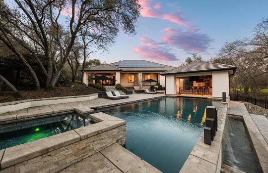 082_bd748ef81ee18a3caf5537dcd8a430be-uncropped_scaled_within_1536_1152_compressed