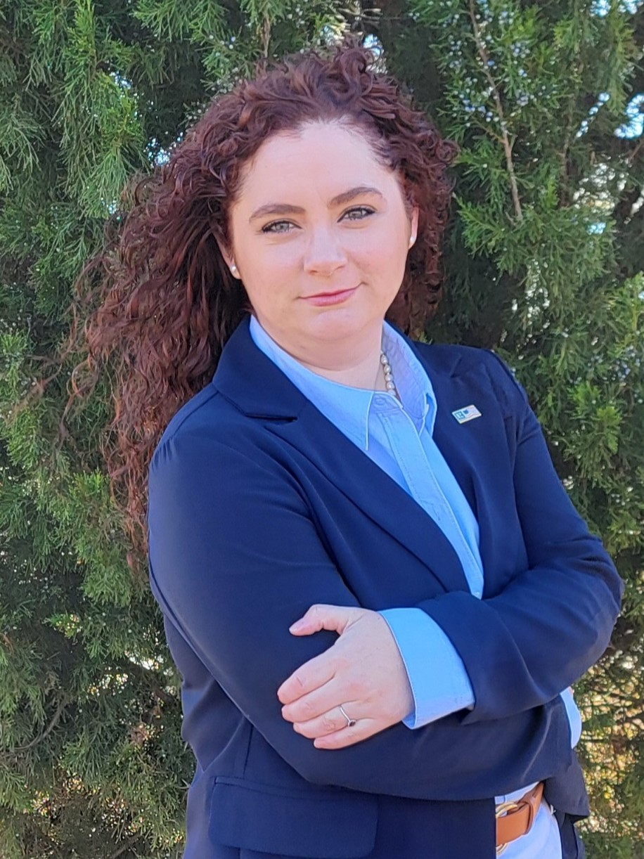 Katie Crosby Headshot