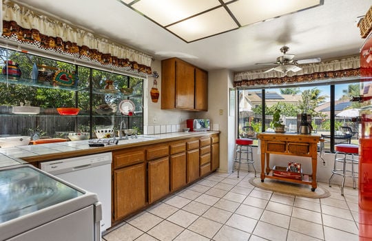 .3Kitchen 14_11898499_183225_183225-EI-114