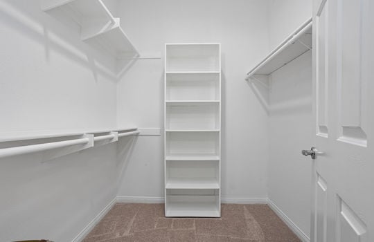 Primary Closet 29_11896090_183220_183220-EI-129