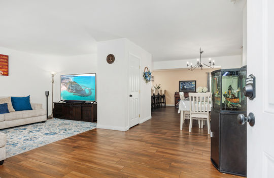 FR - 8_11931141_184082_184082-EI-108