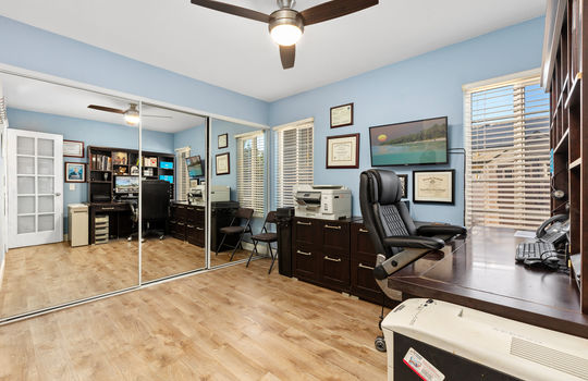 10--4475 Saint Andrews Pl - DownBR-110