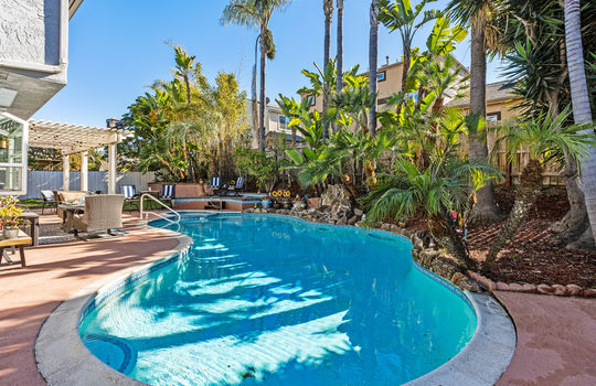 37-4475 Saint Andrews-Pool-137