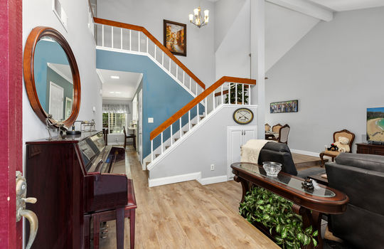 5-4475 Saint Andrews Pl - LR-105