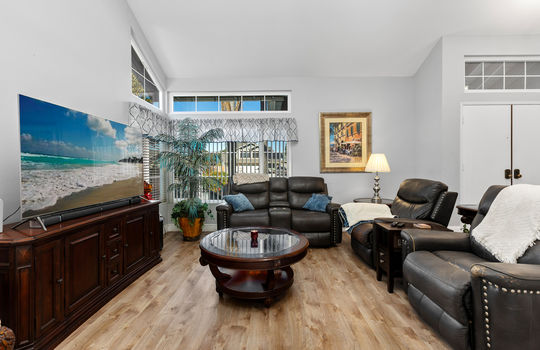 6-4475 Saint Andrews Pl - LR-106