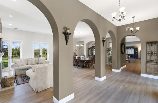 011 - Foyer 2 - 2105 Timneh Ct