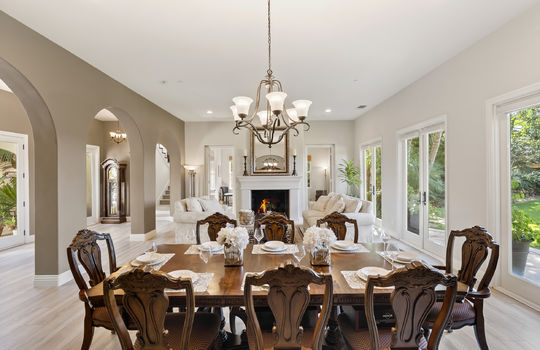 018 - Dining Room 2 - 2105 Timneh Ct