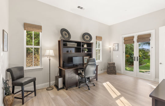 022 - Office - 2105 Timneh Ct