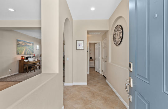 Front Entry - 1311 Bellingham - 104