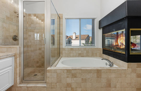 Primary Suite 6 - 4236 Conquistador -135