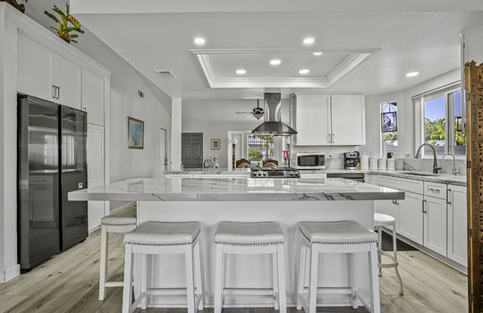 13. Kitchen - AR504285-USE