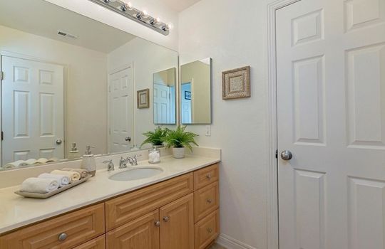 BA4 - 5322 Willow Walk - VS