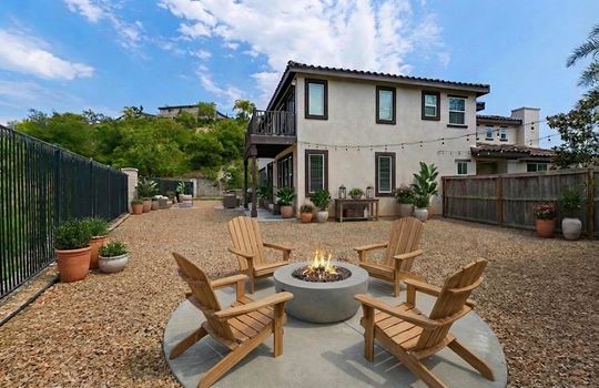 Backyard (Fire Pit Area) - 5322 Willow Walk - VS