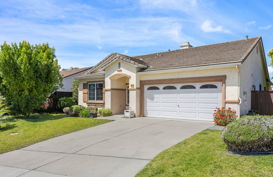 Front Exterior - 4981 Calle Arquero - 103