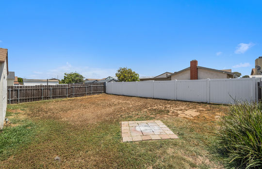 Backyard - 1183 Thalia - 128