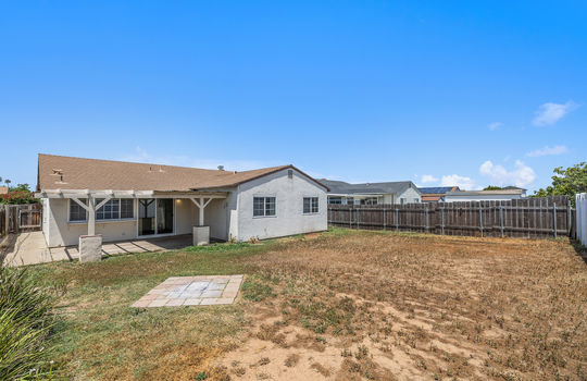 Backyard - 1183 Thalia - 129