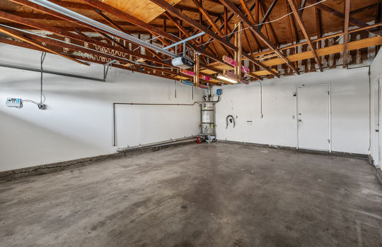 Garage - 1183 Thalia - 131