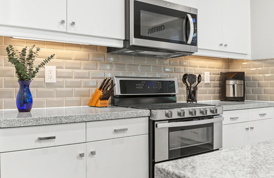 06-Kitchen - 4209 Francia-120