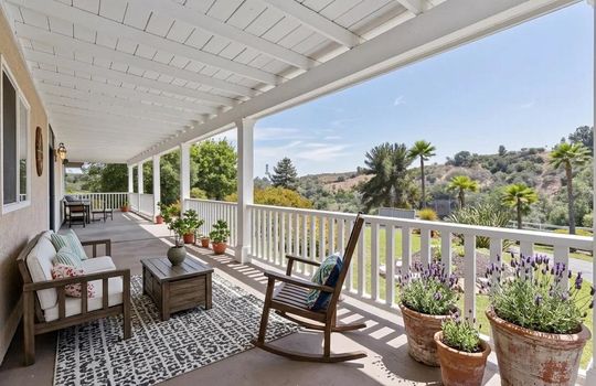 .A01-Front Porch - 3562 S Mission - VS