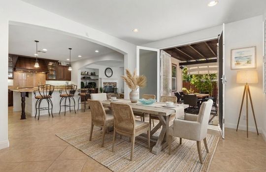 09 Dining Area1 - 2555 Arundel-VS