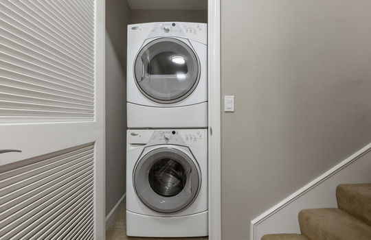 10 Laundry - 1019 Costa Pacifica-124