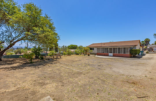 11 Yard - 5130 E Parker-132