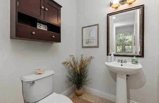 13 Bathroom2 Half - 2555 Arundel-VS