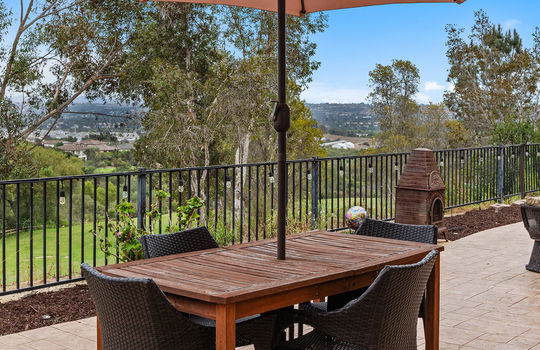 25-Patio - 1237 Breakaway-154