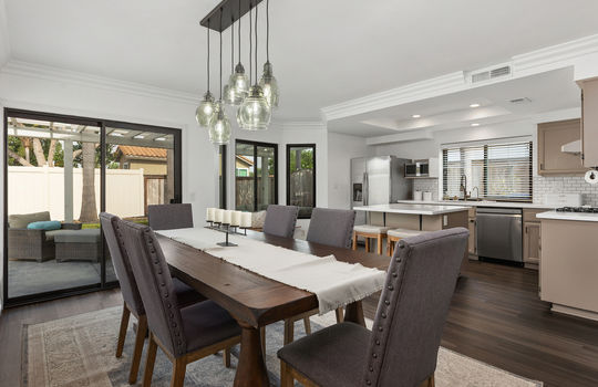 05 Dining - 1967 Spanish Oak-119