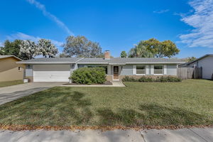 6-web-or-mls-Hoperita St-004