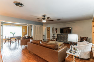 2048×1365-1400_SW_5th_Ave__Okeechobee__FL_34974__USA-TueMar1920241710828657542