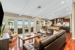 -2048×1365-DSC09583