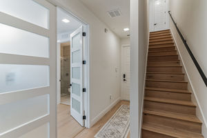 2048&#215;1365-224_E_Pineloch_Ave__Orlando__FL_32806__USA-ThuApr1820241713420646746