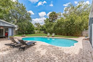 -2048&#215;1365-A7401797