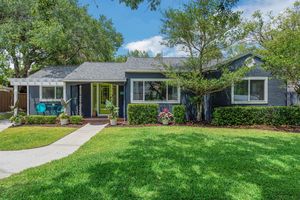 -2048&#215;1365-A7401810