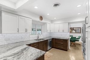 5118_Darden_Ave_Belle_Isle_FL_32812_USA-Kitchen-DSC00033