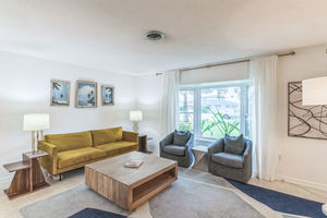 5118_Darden_Ave_Belle_Isle_FL_32812_USA-Living_room-DSC00044