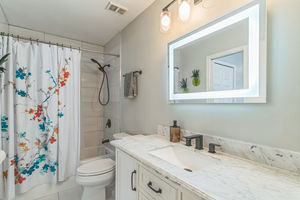 5977_Braemar_Pl_Orlando_FL_32822_USA-Bathroom-DSC08252