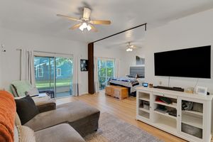 5977_Braemar_Pl_Orlando_FL_32822_USA-Living_room-DSC08261