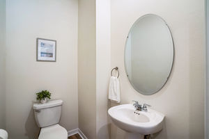 16467_Prairie_School_Dr_Oakland_FL_34787_USA-Bathroom-DSC08114